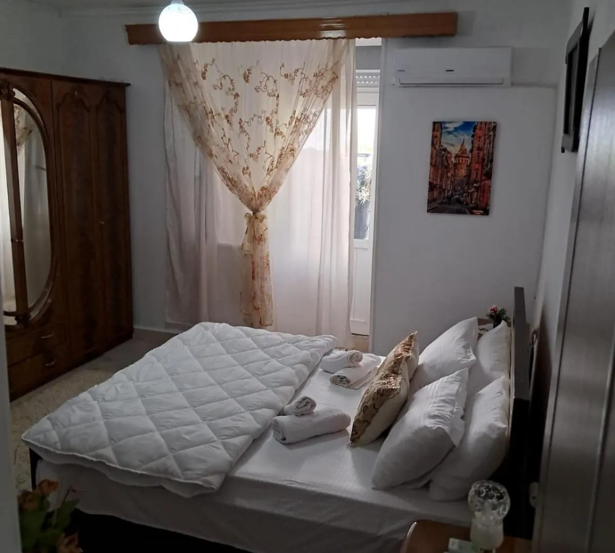 Olivia Guesthouse Gjirokastër Lägenhet